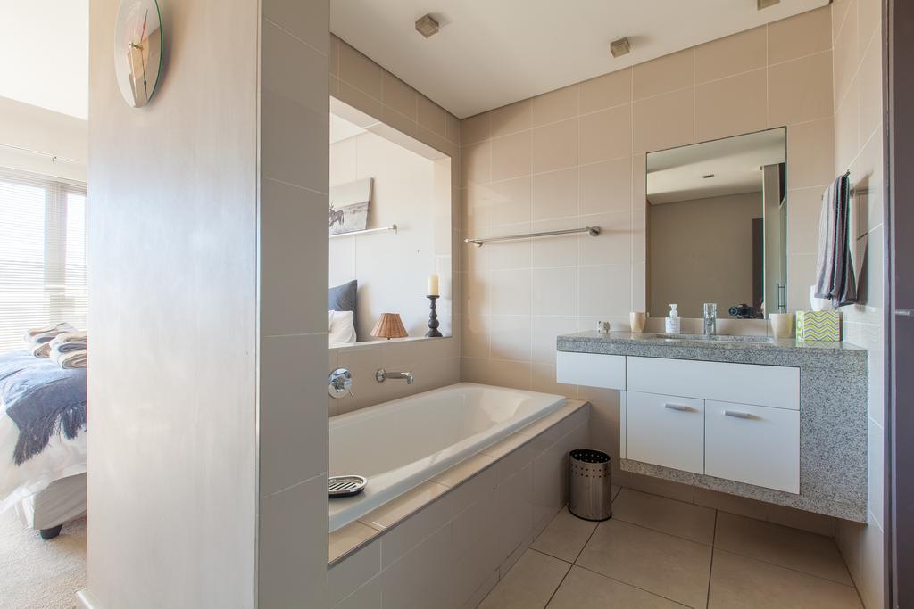 Sleepsweet Harbouredge Apartment Cape Town Bagian luar foto